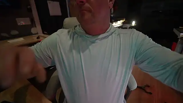 Snapshot of Soundfreak chatting on October 2025 03:51:02 AM Soundfreak online show from October 2025 03:51:02 AM