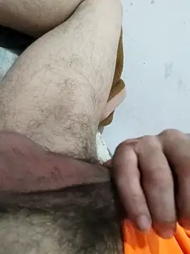 Snapshot of J69sexy chatting on November 2025 05:18:02 AM J69sexy online show from November 2025 05:18:02 AM