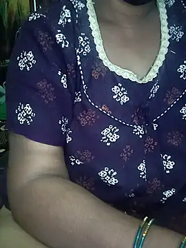 Snapshot of Mee_harini-telugupilla chatting on May 2026 03:45:02 AM Mee harini-telugupilla online show from May 2026 03:45:02 AM