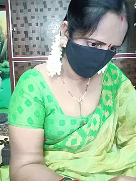 Snapshot of Mee_harini-telugupilla chatting on July 2026 07:02:02 PM Mee harini-telugupilla online show from July 2026 07:02:02 PM