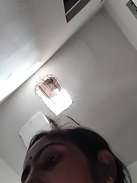 Snapshot of LUCKY_cut chatting on July 2026 02:29:02 AM LUCKY cut online show from July 2026 02:29:02 AM