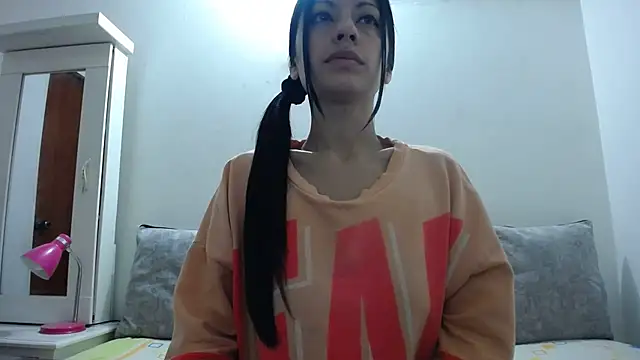 Taylormegan online show from October 2025 02:56:01 PM
