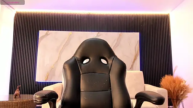 sofiapalacioss online show from November 2025 07:35:01 PM