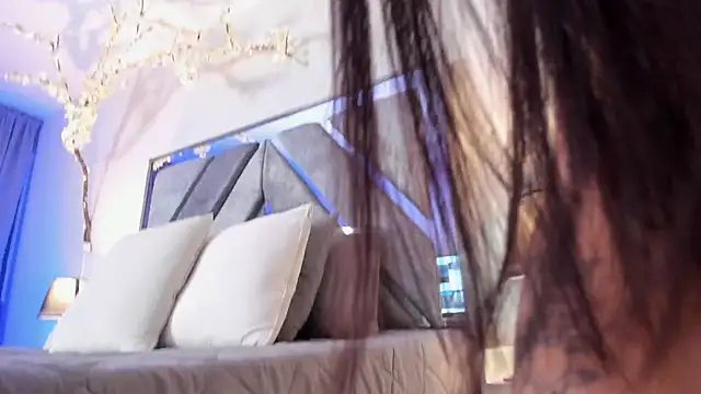 jasmincollin  online show from October 2025 02:09:01 AM