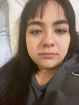 jasmincollin  online show from October 2025 05:48:02 PM