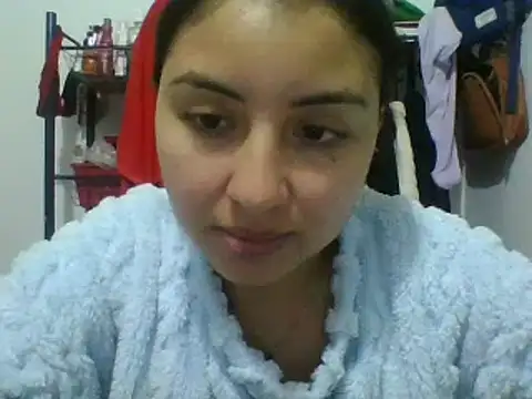 Snapshot of _Romilly_ chatting on April 2026 02:31:01 AM Romilly online show from April 2026 02:31:01 AM