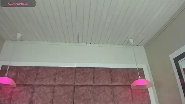 Ely09  online show from March 2026 09:32:01 PM