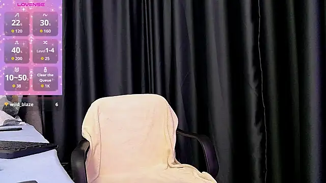 nattysx online show from November 2025 07:17:01 PM