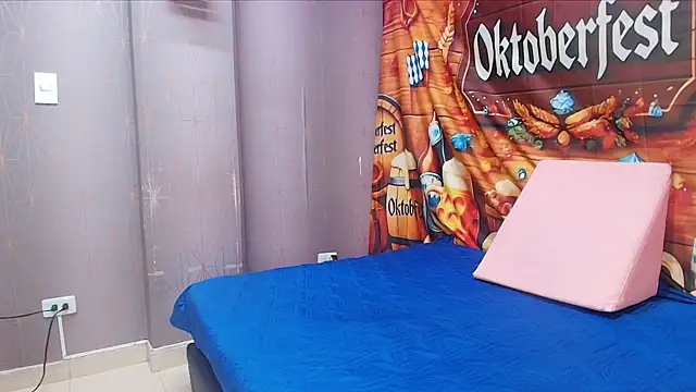 Snapshot of sofi_hils chatting on September 2025 11:59:01 AM sofi hils online show from September 2025 11:59:01 AM