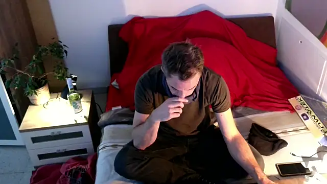 EdelHolz91 online show from November 2025 02:06:02 PM