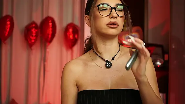 ItalianGirl online show from February 2026 08:05:01 PM