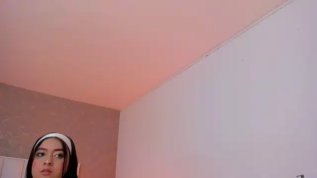 KaylieBrooks online show from November 2025 03:33:02 PM