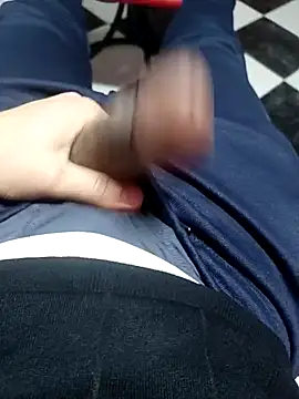 anis3g4 online show from March 2026 10:34:02 PM