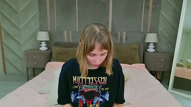 Beverly Gomes online show from October 2025 05:50:02 AM