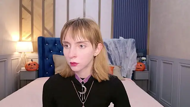 Beverly Gomes online show from October 2025 03:40:01 PM