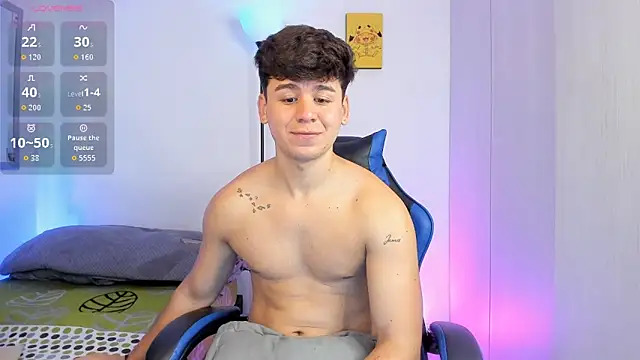 Snapshot of Gingertwink_n chatting on May 2026 04:23:02 PM Gingertwink n online show from May 2026 04:23:02 PM