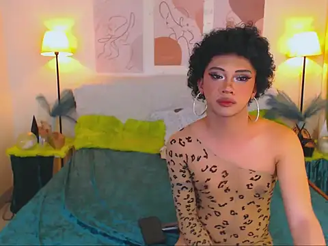 Alluring Carmela online show from December 2025 09:20:02 PM