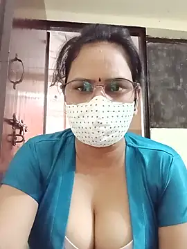 Snapshot of Your-vipasha chatting on June 2026 01:28:02 AM Your-vipasha online show from June 2026 01:28:02 AM