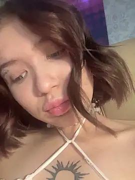 Snapshot of milkiiis chatting on October 2025 02:58:02 AM milkiiis online show from October 2025 02:58:02 AM