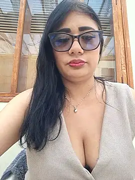 Monse--145 online show from February 2026 02:35:01 PM