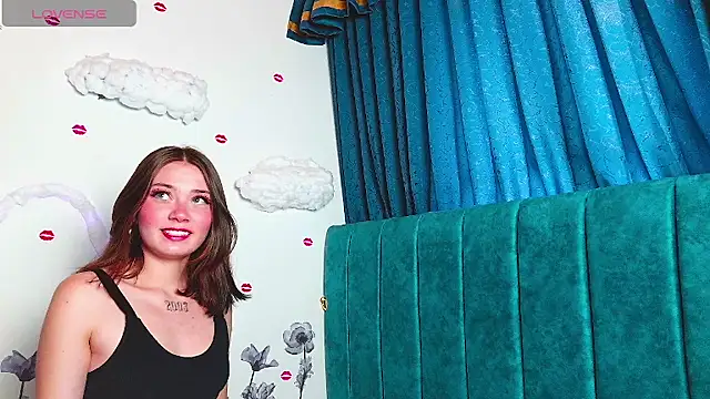 MilaFyre online show from September 2025 04:42:02 PM