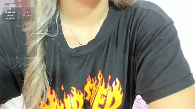 Kenndal tay online show from October 2025 07:34:02 PM