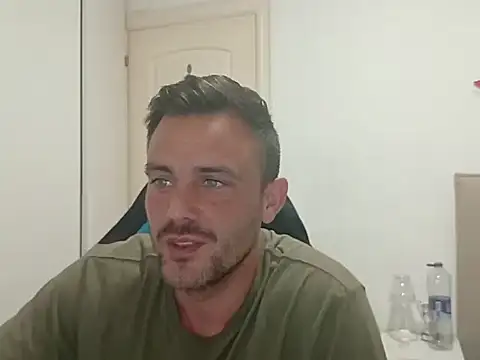 Snapshot of Captianamericablue chatting on October 2025 08:51:01 PM Captianamericablue online show from October 2025 08:51:01 PM