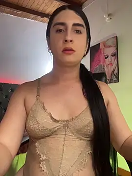 Snapshot of lola_diez chatting on June 2026 10:23:01 PM lola diez online show from June 2026 10:23:01 PM