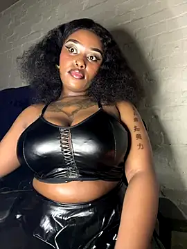 QUEEN NOBUHLE 777 online show from October 2025 05:48:02 PM