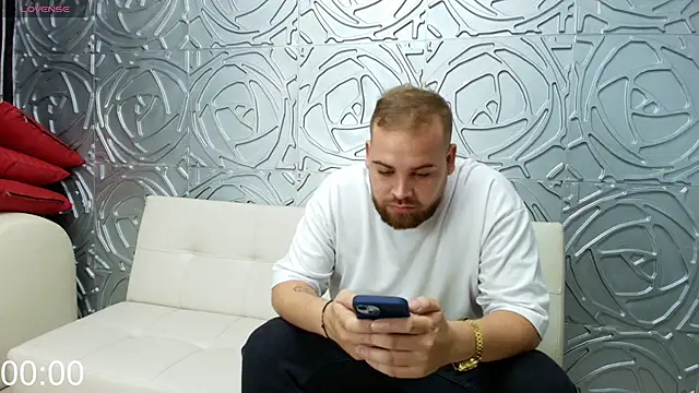 Sweetberryhot online show from November 2025 07:14:01 PM