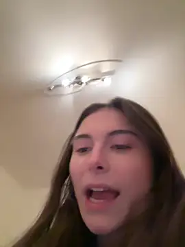 SophiiaStarr online show from January 2026 07:39:01 PM