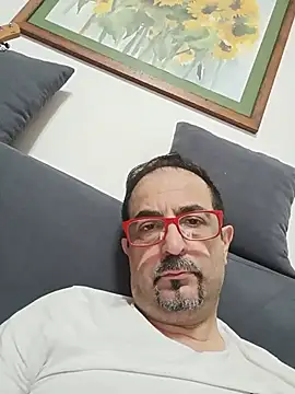 Snapshot of max_im69 chatting on July 2026 08:33:02 PM max im69 online show from July 2026 08:33:02 PM