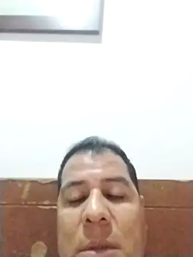 latinblack16 online show from October 2025 03:48:02 AM