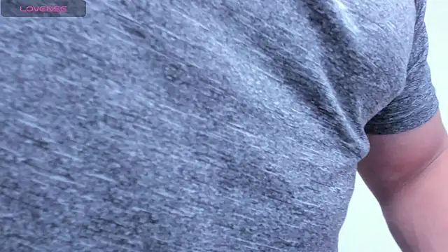 KingLevi01 online show from October 2025 10:01:01 PM