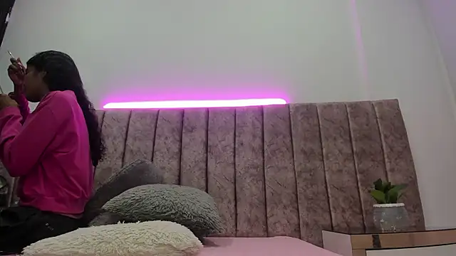 Ambeer fox  online show from March 2026 01:39:02 PM