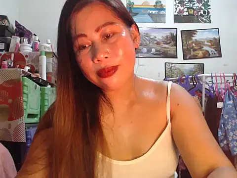 filipina beauty online show from December 2025 05:08:02 PM