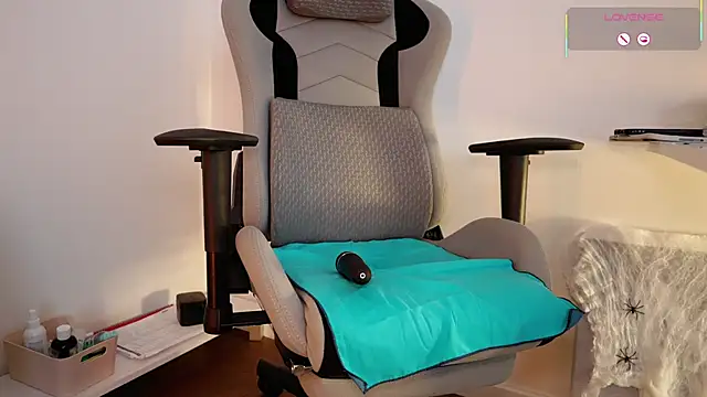 GingerAleMILF online show from October 2025 07:09:01 AM