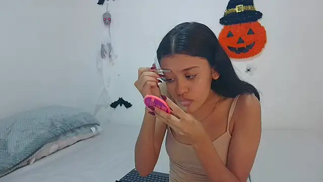 Sexy777Couple online show from October 2025 09:05:02 PM