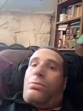 Snapshot of Gain2in1 chatting on November 2025 04:03:01 PM Gain2in1 online show from November 2025 04:03:01 PM