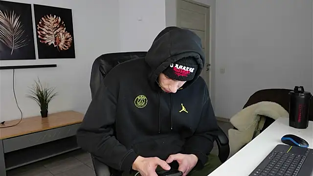 Ryan Dozer online show from February 2026 06:25:02 AM