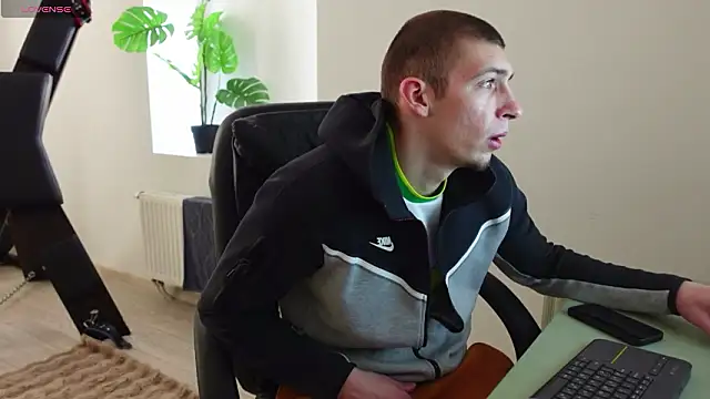 Ryan Dozer online show from March 2026 06:50:01 AM