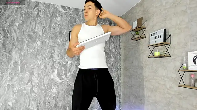 alex cumfit1 online show from January 2026 12:40:02 PM