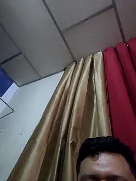 Snapshot of Mathias1221 chatting on November 2025 11:07:02 PM Mathias1221 online show from November 2025 11:07:02 PM