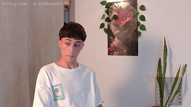 anthonny 05 online show from September 2025 12:46:02 AM