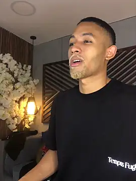 B Wild online show from October 2025 04:07:02 AM