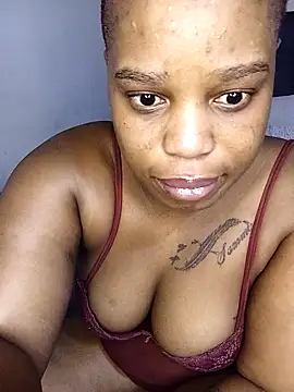 Snapshot of ThickAmy chatting on September 2025 05:09:01 AM ThickAmy online show from September 2025 05:09:01 AM