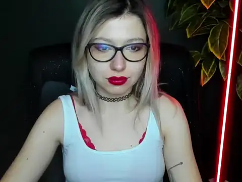 loveHeidi online show from February 2026 05:23:01 AM