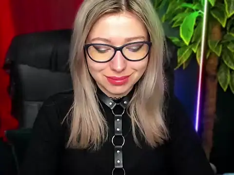 loveHeidi online show from March 2026 06:39:02 AM