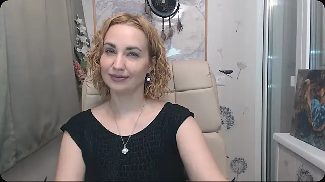 KatrinAlluring online show from November 2025 04:33:02 AM