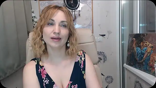 Snapshot of KatrinAlluring chatting on March 2026 04:40:01 AM KatrinAlluring online show from March 2026 04:40:01 AM